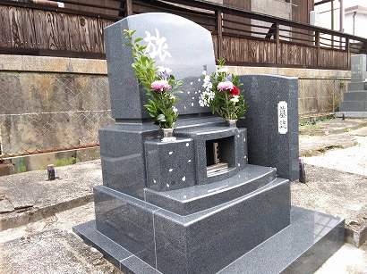 碧南市で完成したお墓への開眼・納骨式