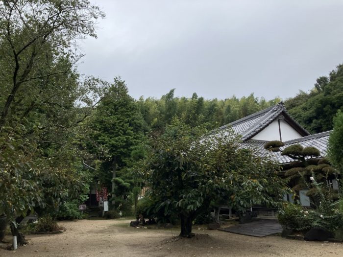 花岳寺本堂、臨済宗寺院、西尾市吉良町、歴史ある建物、樹木葬提供寺院