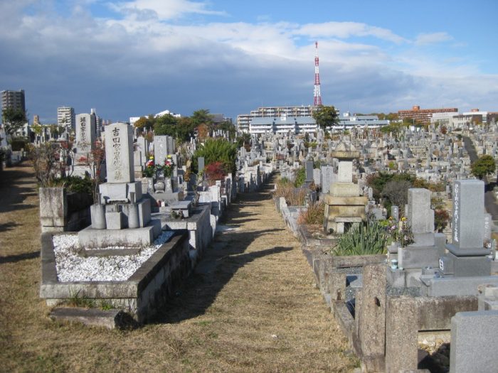 八事霊園の墓じまいは慎重に