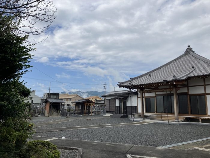 新城市のお寺、最勝院
